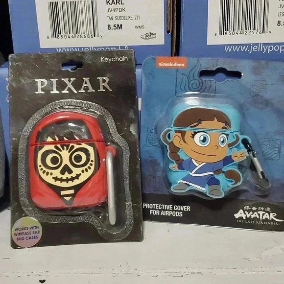 ☆☆☆Pixar or nickelodeon airport case - Picture 1 of 6